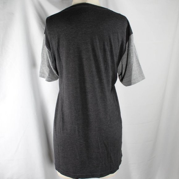 Boston Bruins NHL Men's Shirt with Distressed Graphic Size XL Sports Tee - Picture 3 of 4